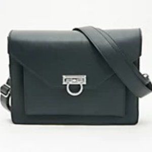 Touchscreen Tablet Messenger Bag with RFID-Black